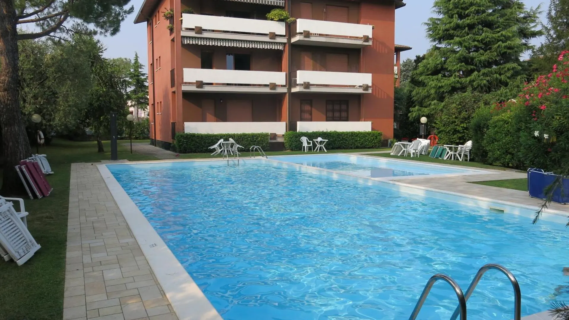 Residenza Dei Pini Apartment Desenzano del Garda