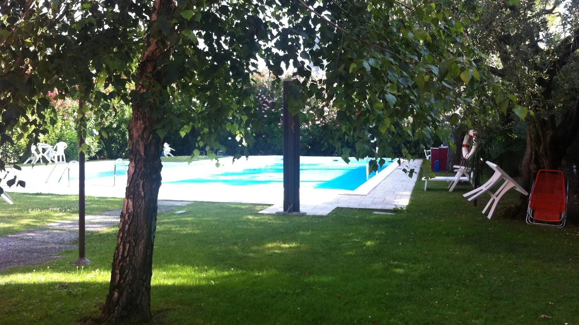 Residenza Dei Pini Apartment Desenzano del Garda